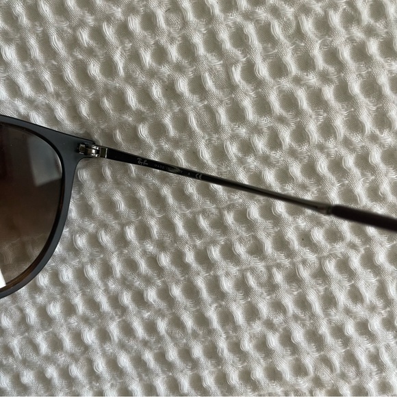 Ray Ban Erika sunglasses - Picture 5 of 9